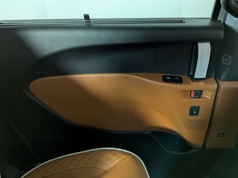 New 2026 Chrysler Pacifica Pinnacle w/ Trailer Tow Group image 33