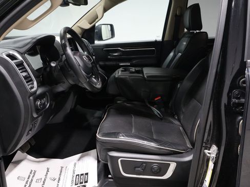 Used 2019 RAM 1500 Laramie image 11