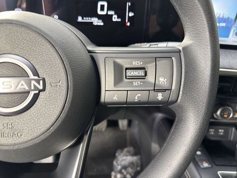 New 2025 Nissan Kicks SV w/ SV Premium Package image 14