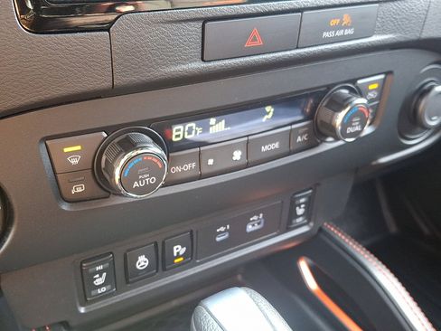 Used 2022 Nissan Frontier PRO-4X image 15