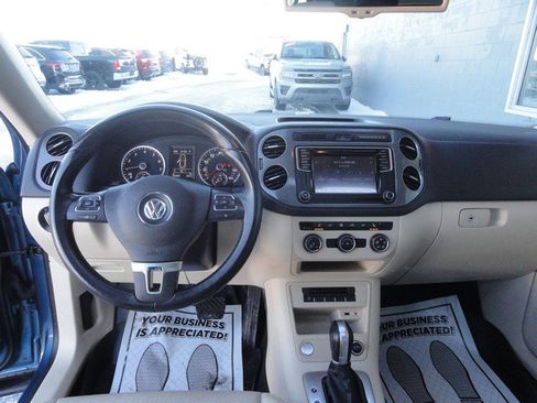 Used 2017 Volkswagen Tiguan Wolfsburg Edition image 15
