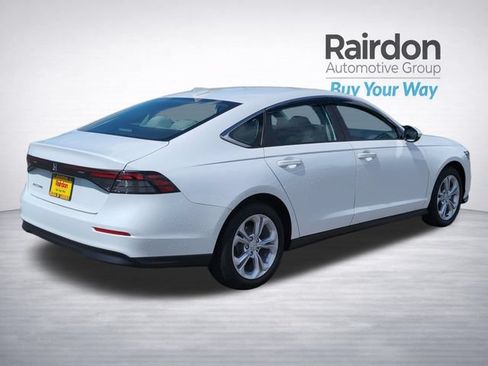 Used 2025 Honda Accord LX image 7