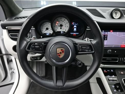 Used 2023 Porsche Macan GTS AWD/4WD image 32