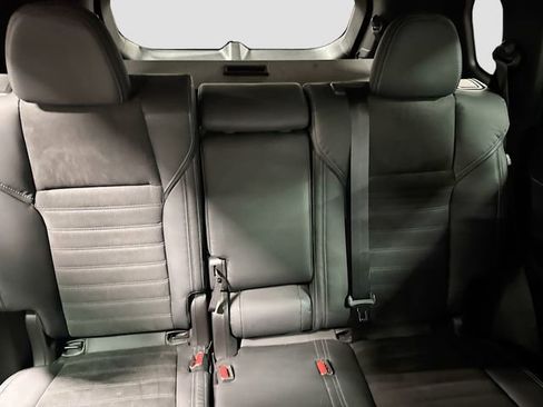 Used 2023 Mitsubishi Outlander SE image 24