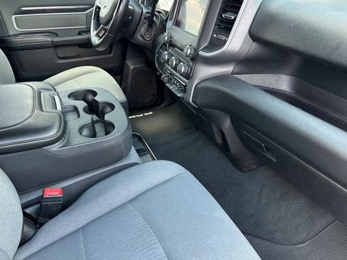 Used 2022 RAM 3500 Big Horn AWD/4WD image 16