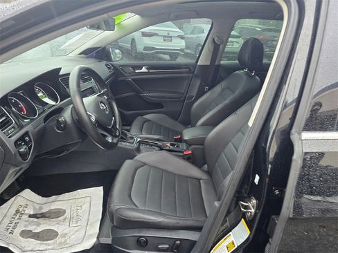 Used 2015 Volkswagen Golf TDI SEL w/ Lighting Package (SEL) image 22