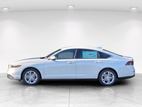 New 2026 Honda Accord LX image 7