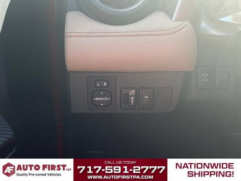 Used 2014 Toyota RAV4 Limited AWD/4WD image 22