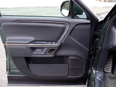 Used 2022 Rivian R1T Adventure image 22