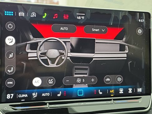 New 2026 Volkswagen Tiguan SE R-Line FWD image 24