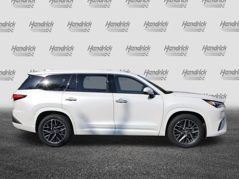 Used 2025 Lexus TX 350 AWD w/ Technology Package image 10