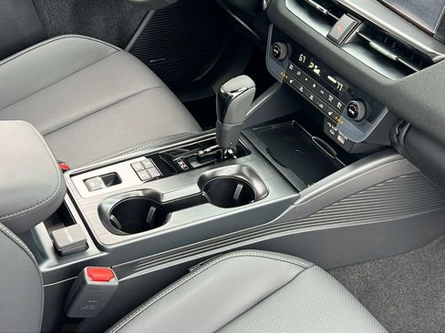 New 2026 Subaru Outback Limited image 12