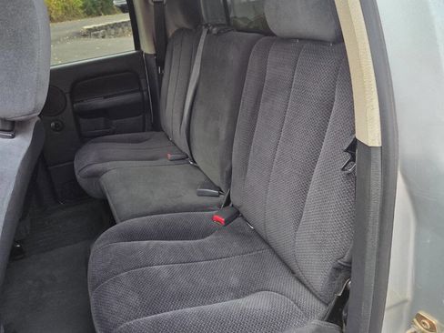 Used 2005 Dodge Ram 2500 Truck SLT w/ Quad Cab Big Horn Value Group image 18