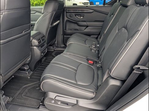Certified 2024 Honda Pilot Elite image 14