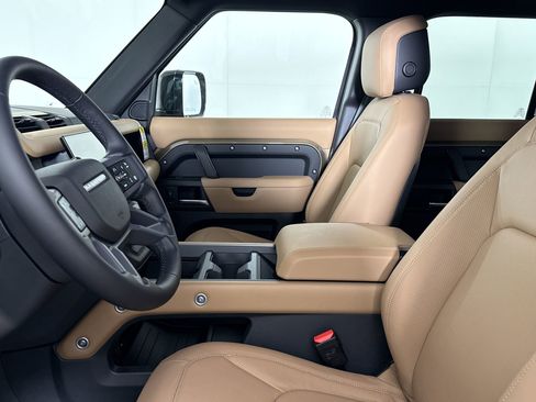 New 2026 Land Rover Defender 110 X-Dynamic SE AWD/4WD image 6