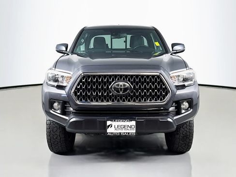 Used 2019 Toyota Tacoma TRD Off-Road AWD/4WD image 2