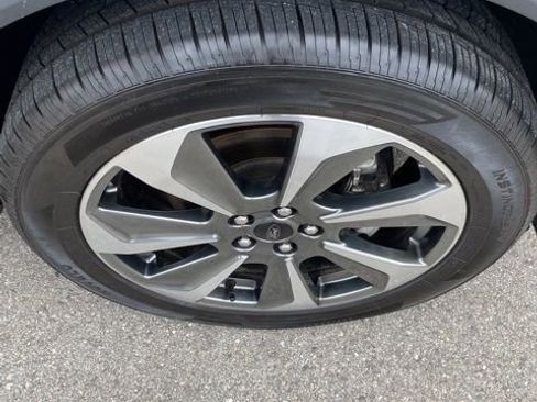 Used 2023 Ford Escape Platinum image 38