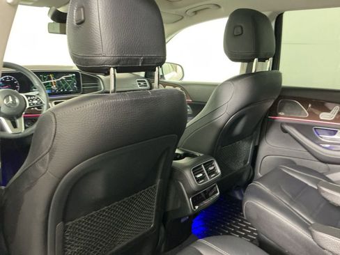 Used 2023 Mercedes-Benz GLS 450 4MATIC image 31