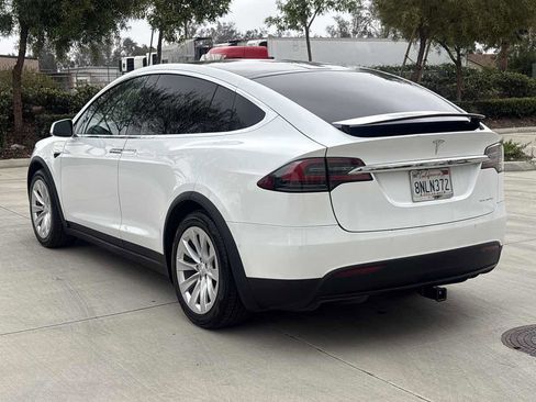 Used 2020 Tesla Model X Long Range AWD/4WD image 5