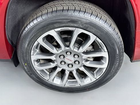 Used 2023 GMC Acadia Denali FWD image 33