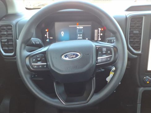 Certified 2025 Ford Ranger XL image 21