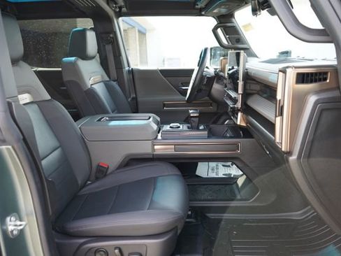 Used 2024 GMC Hummer EV 3X w/ LPO, Illumination Package AWD/4WD image 88