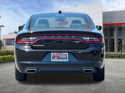 Used 2023 Dodge Charger SXT RWD image 5