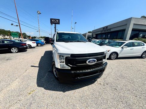 Used 2022 Ford F250 XL w/ Power Equipment Group AWD/4WD image 32