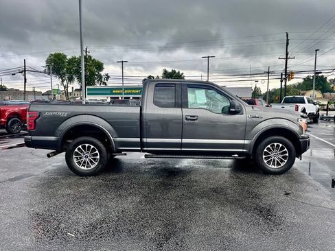 Used 2018 Ford F150 XLT w/ Equipment Group 302A Luxury AWD/4WD image 6