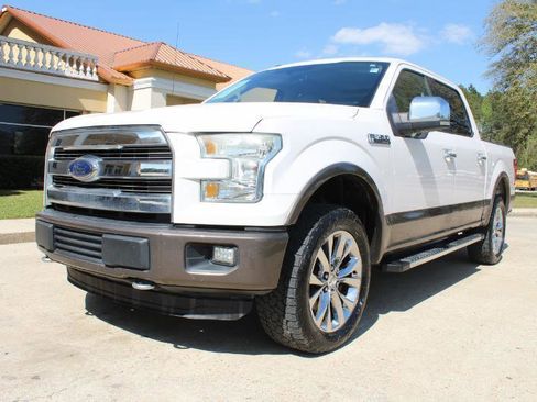 Used 2015 Ford F150 Lariat image 9