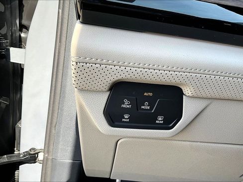 New 2026 Volkswagen Atlas SEL Premium R-Line image 16