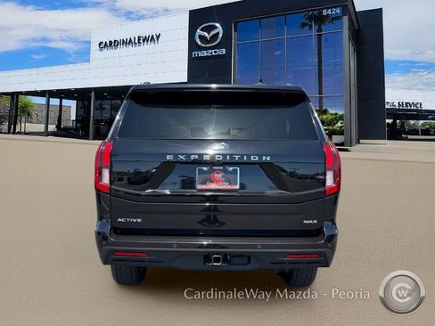 Used 2025 Ford Expedition Max Active AWD/4WD image 6