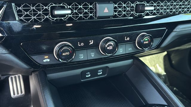 Used 2023 Honda Accord Sport image 32