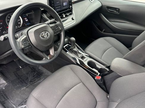 Certified 2022 Toyota Corolla LE image 12