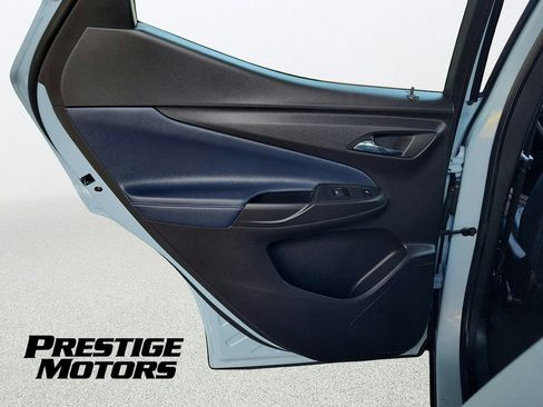 Used 2023 Chevrolet Bolt EUV Premier w/ Sun & Sound Package FWD image 24