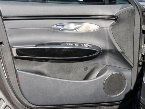 Used 2025 Genesis GV70 2.5T image 11