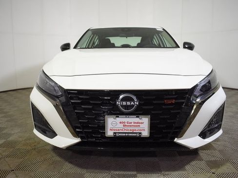 Certified 2025 Nissan Altima 2.5 SR image 2