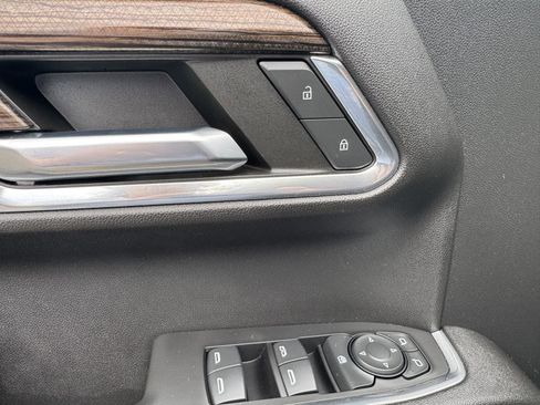 Certified 2023 Chevrolet Silverado 1500 LT AWD/4WD image 16