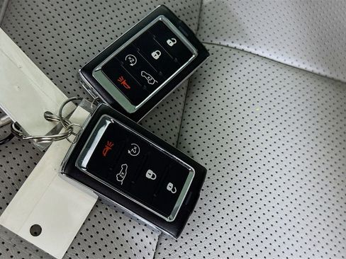 Used 2022 Jeep Grand Cherokee Overland image 37