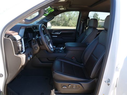 Certified 2025 GMC Sierra 1500 Denali image 16