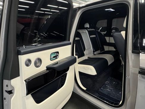 Used 2022 Rolls-Royce Cullinan image 29