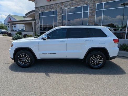 Used 2019 Jeep Grand Cherokee Limited w/ Luxury Group II AWD/4WD image 2