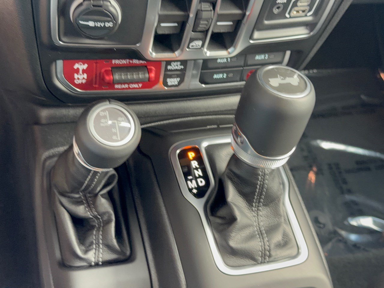 Used 2026 Jeep Wrangler Unlimited Rubicon AWD/4WD image 21