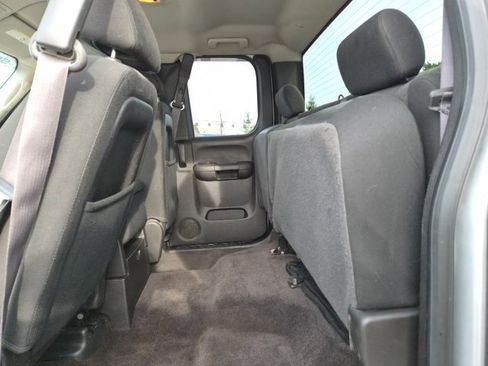 Used 2012 Chevrolet Silverado 2500 LT w/ Snow Plow Prep Package image 28