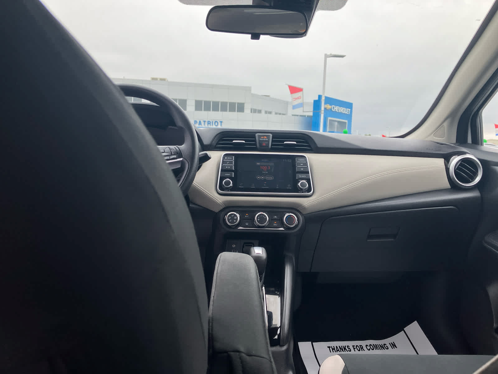 Used 2020 Nissan Versa SV FWD image 24