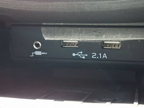 Used 2021 Subaru Outback Limited XT w/ Popular Package #2 AWD/4WD image 24