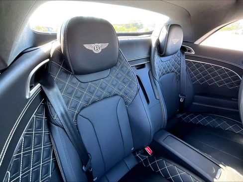 Used 2022 Bentley Continental GT Speed image 20