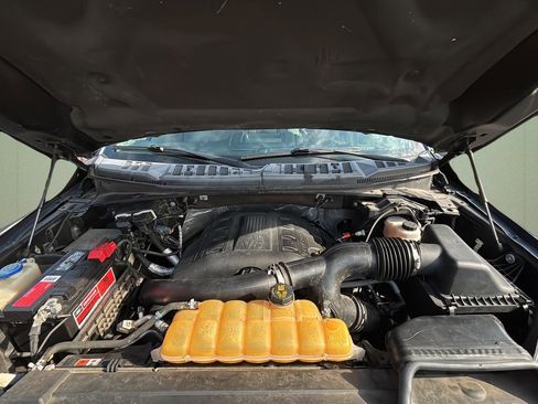 Used 2015 Ford F150 XLT w/ Equipment Group 302A Luxury image 12