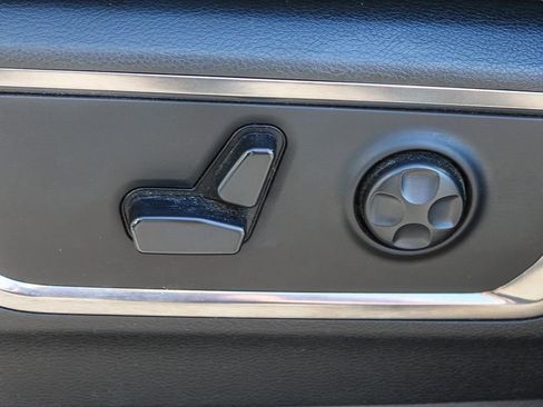 Used 2020 RAM 1500 Limited RWD image 27