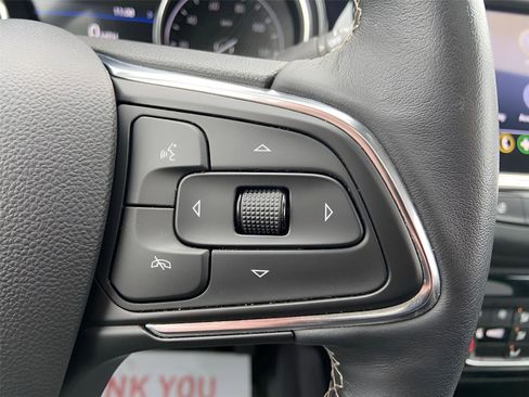 Used 2022 Buick Encore GX Essence w/ Experience Buick Package image 25